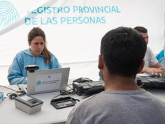 Moreno acerca trámites de documentación a los barrios