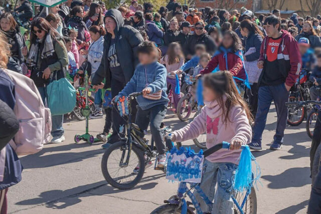 Bicicleteada Florecerán Pañuelos mdn